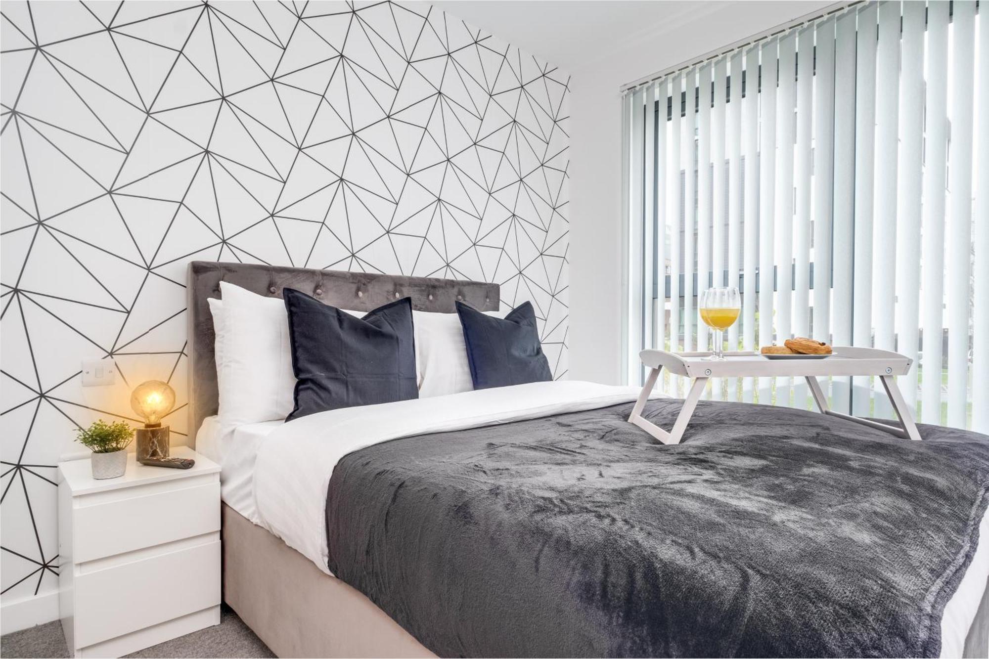 Apartment Pluxa Moonstone Metropolis Luxury Getaway In Centre *